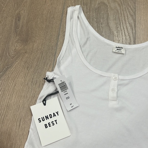 Sunday Best - brand new tank top with tag - Picture 2 of 3
